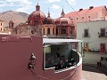 Guanajuato, open schooltje langs smal straatje