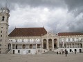 Coimbra, indrukwekkend universiteitsplein