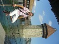 Jiri in front of the Water Tower / Jiri vor dem Wa