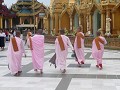 Nuns, Shwedagon