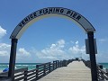 Pier aan Sharky Beach
