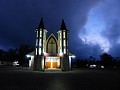 Prachtige kerk van Kefamenanu bij de ochtend glori