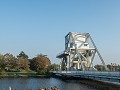 de Pegasusbrug in volle glorie van de ene kant