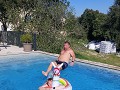 plagerijen in het zwembad
