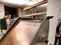 deze loodzware kar met steengruis moest worden ged
