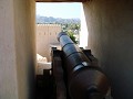 Kanonen beschützten die Forts.