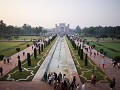 Uitzicht vanop de Taj Mahal naar de hoofdtoegangsp
