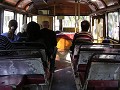 Yerevan, typisch voor de oude russische busjes is 