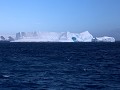 Antarctica, varen door Antarctic Sound, tussen eno