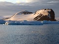 Antarctica, Antarctic Sound, Zodiac avondtour 