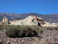 Cerro 7 Colores, rondrit tussen de rotsformaties