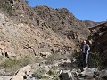 Digue de Luján, wandeling langs riviertje onderaan