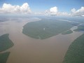 de Amazone delta vanuit de lucht tijdens de vlucht