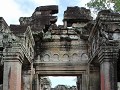 tempelbezoek dag 2 - deuren op een rij, Preah Khan