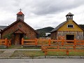 Villa O'Higgins, kerkje en museum aan het dorpsple