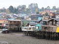Chiloé, Castro, kleurrijke paalwoningen aan de wat