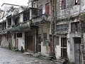 Chikan village, oude huizen lijden onder het vocht