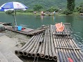 bamboevlotten aan de Yulong rivier tijdens fietsto