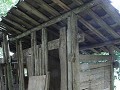 Basha, dorpstoilet in het Miao minderheidsdorp