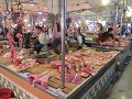 Zhapo town, vleesverkoop in de versmarkt