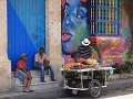 Cartagena, Getsemani, straatverkoper met vers frui