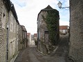 Vezelay : smal hoekhuis