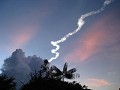 Lancering van Ariane 5 raket vanuit de tuin