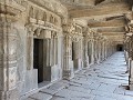omwalling van de Keshava tempel te Somnathpur
