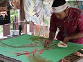 Batik schilderen in het Gelanggang Seni cultureel 
