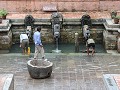 Patan, watervoorziening aan Durbar square