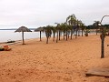 Encarnación, strand aan de Rio Paramá