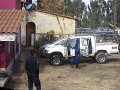 Huancayo, politiehuis en pickup truck worden grond