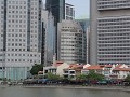 contrast langs de Singapore rivier