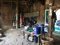 leefruimte in huis van Yao village, Mien people