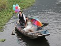 huwelijksbootje op de rivier Tam Coc