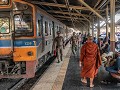Treinstation Bangkok: een dagtrip naar Ayutthaya.