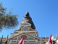 La Paz - Parlementsgebouw met onlogische klok