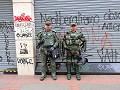 Bogota - 1 mei betoging - De politie met traangas