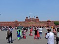 New Delhi - Het rode fort langs de buitenkant