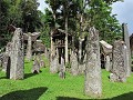 Tana Toraja - Menhirs ter nagedachtenis van een ov