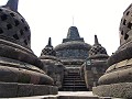 Borobudur - Zicht op de hoofdstoepa