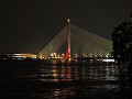 Bangkok met familie - Rama VIII brug by night