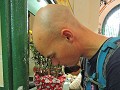Ho Chi Minh - Met lijm een brief toeplakken - Voor