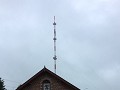 De antennemast boven op Mont des Cats ( Katsberg )