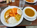 Middagmaal in restaurant Senderos Rio Blanco 