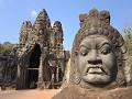 Een toegangspoort van Angkor Tom