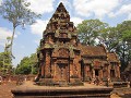 Banteay Srei, een rijkelijk versierde tempel