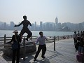 Alle Chinezen willen met Bruce Lee op de foto (Ave