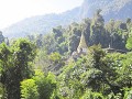 De Wat Tham Pha Plong, 500 trappen brengen je naar