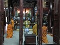 Boedhisten in de tempel aan de Thien Mu Pagoda